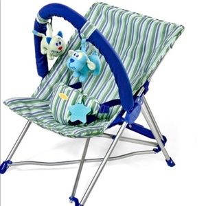 Infant on the go lonuger chair
